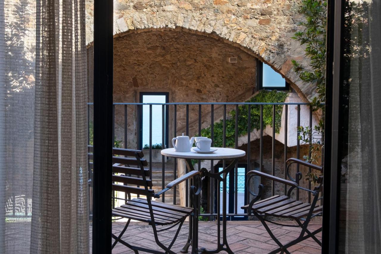 El Far Hotel Restaurant Лафранк Екстериор снимка
